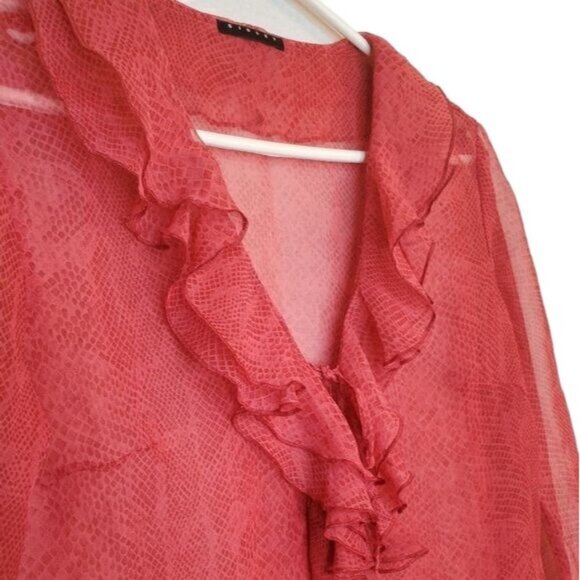 Sisley printed Blouse with ruffled front & collar - Picture 2 of 6